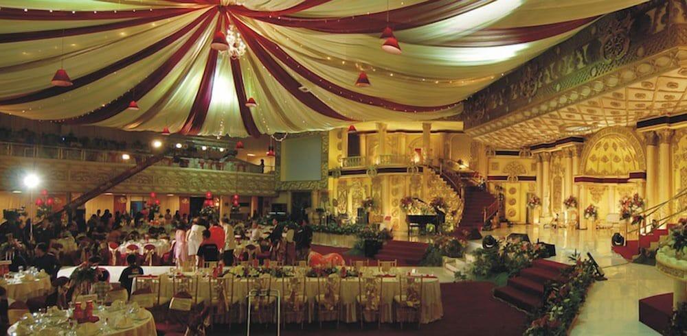 Hotel Grand Arkenso Park View Semarang Esterno foto
